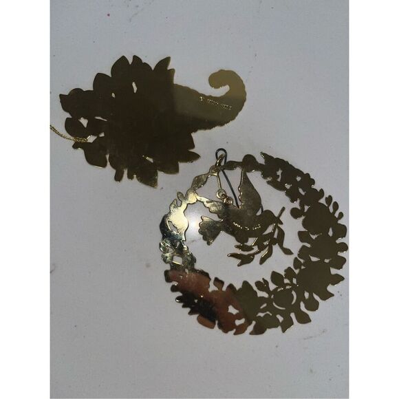 Bundle of 2 MMA 1980’s Ornament Colored Enamel Gold Plated Cornucopia Wreath - Picture 2 of 4